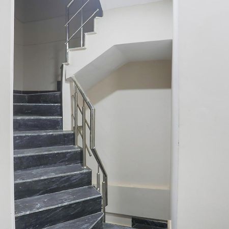 Hotel O S Grand Prayagraj Extérieur photo